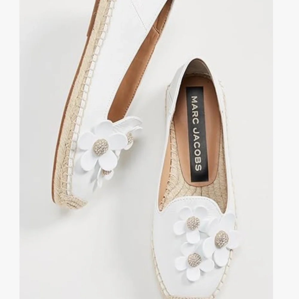 NEW MARC JACOBS WHITE LEATHER DAISY EMBELLISHED FLAT ESPADRILLE SHOES 36.5